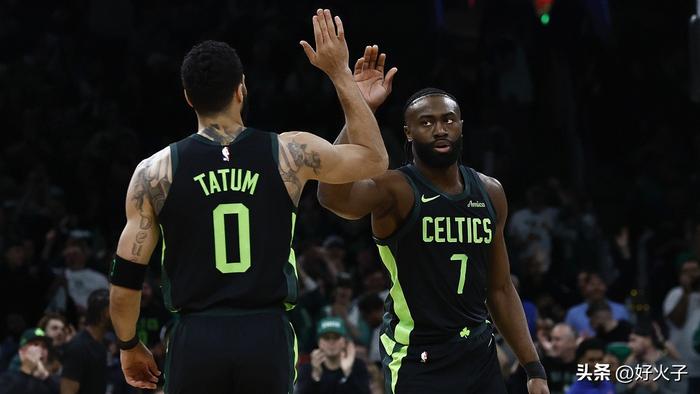 半岛体育官方网站-塔图姆压哨绝杀国乒，全场沸腾！经典一战再现传奇