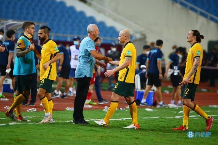 半岛体育-姆巴佩遭遇七持续失利，澳大利亚队教练压力巨大！的简单介绍
